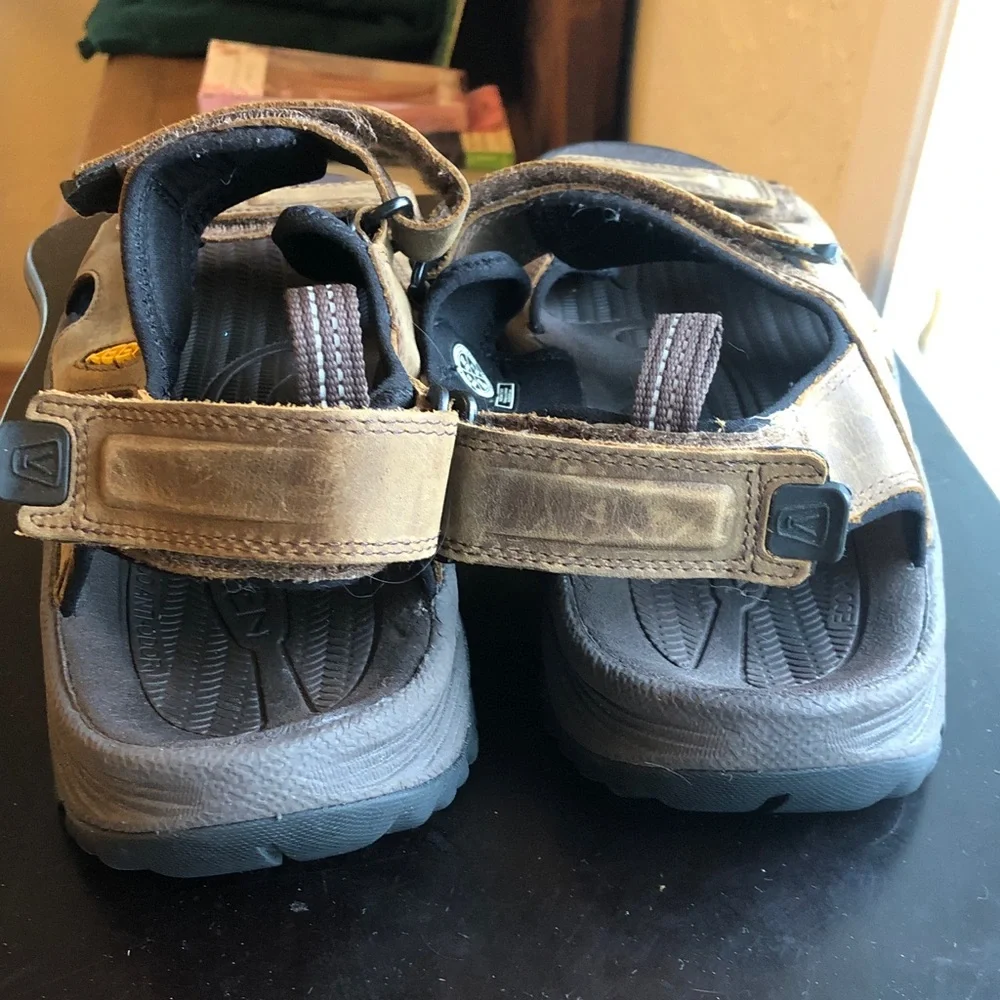 KEEN outdoors hiking sandals size 12 - Picture 2 of 7